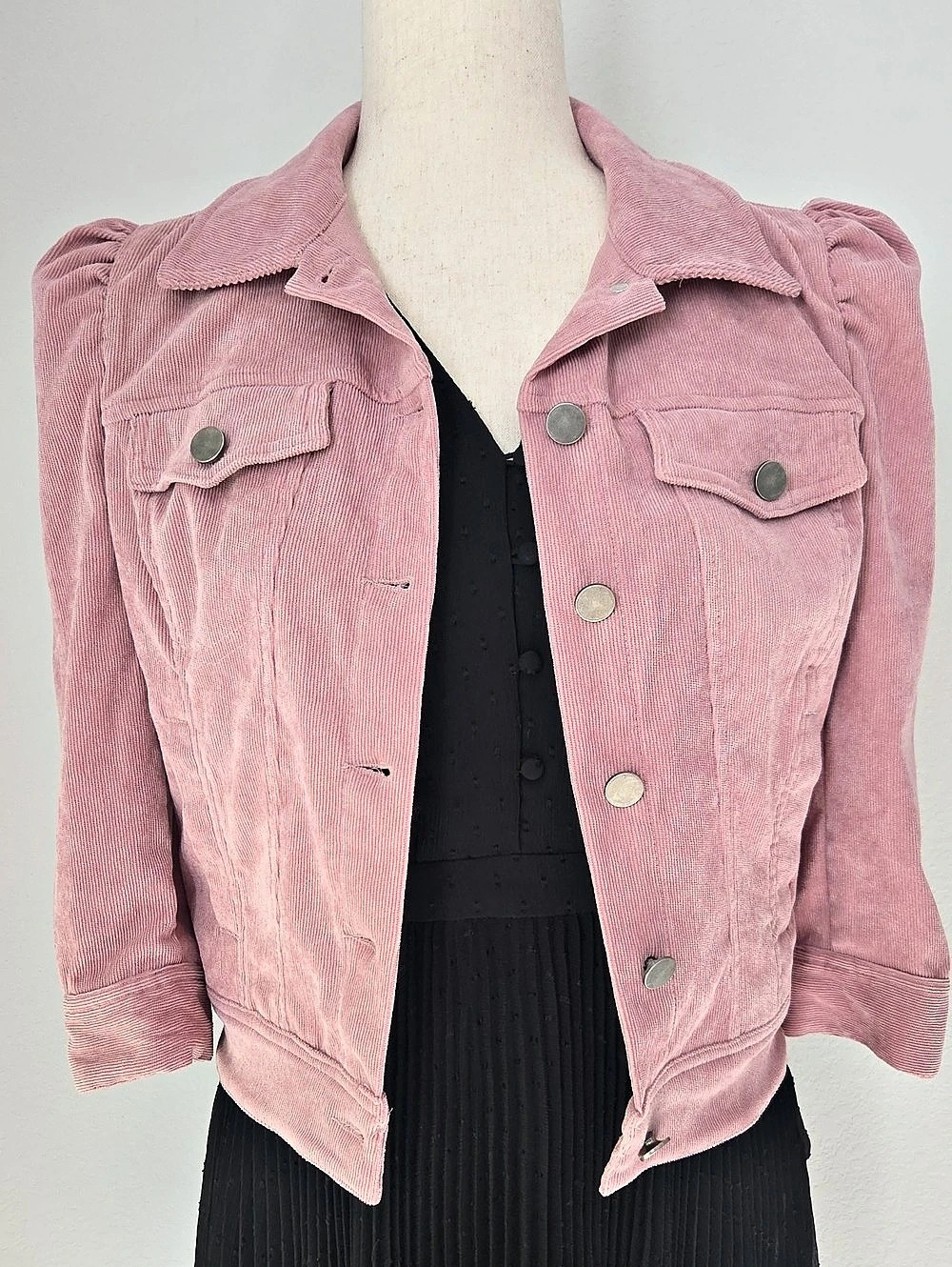 Womens Light Pink Cropped Corduroy Jacket Size XS Silver Buttons Pockets Puff